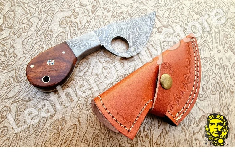 7.50 Inch Custom Handmade Damascus Steel finger hole skinning Hunting Dagger Knife- With Leather Sheath, Damascus knife, Hunting knife