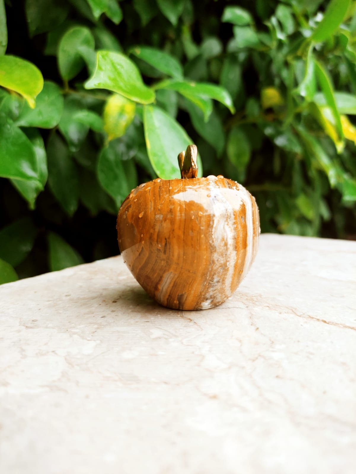 Decoration Piece Handmade Marble Home Decor Apple Paperweight Office Table Decoration Study Room Decor Paperweight Teacher Gifts