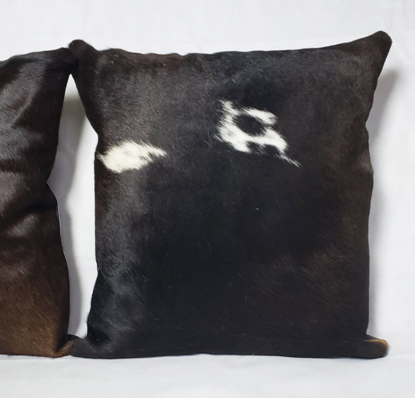 Real original skin Cowhide Pillow Cover, Natural Luxurious Hair Cushion Pillow Covers, Genuine Leather 16 '' x 16 '' Christmas Decor