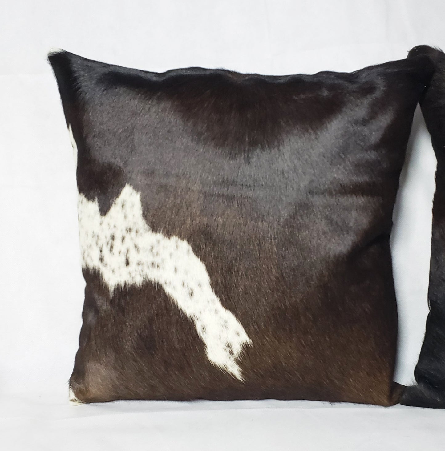 Real original skin Cowhide Pillow Cover, Natural Luxurious Hair Cushion Pillow Covers, Genuine Leather 16 '' x 16 '' Christmas Decor