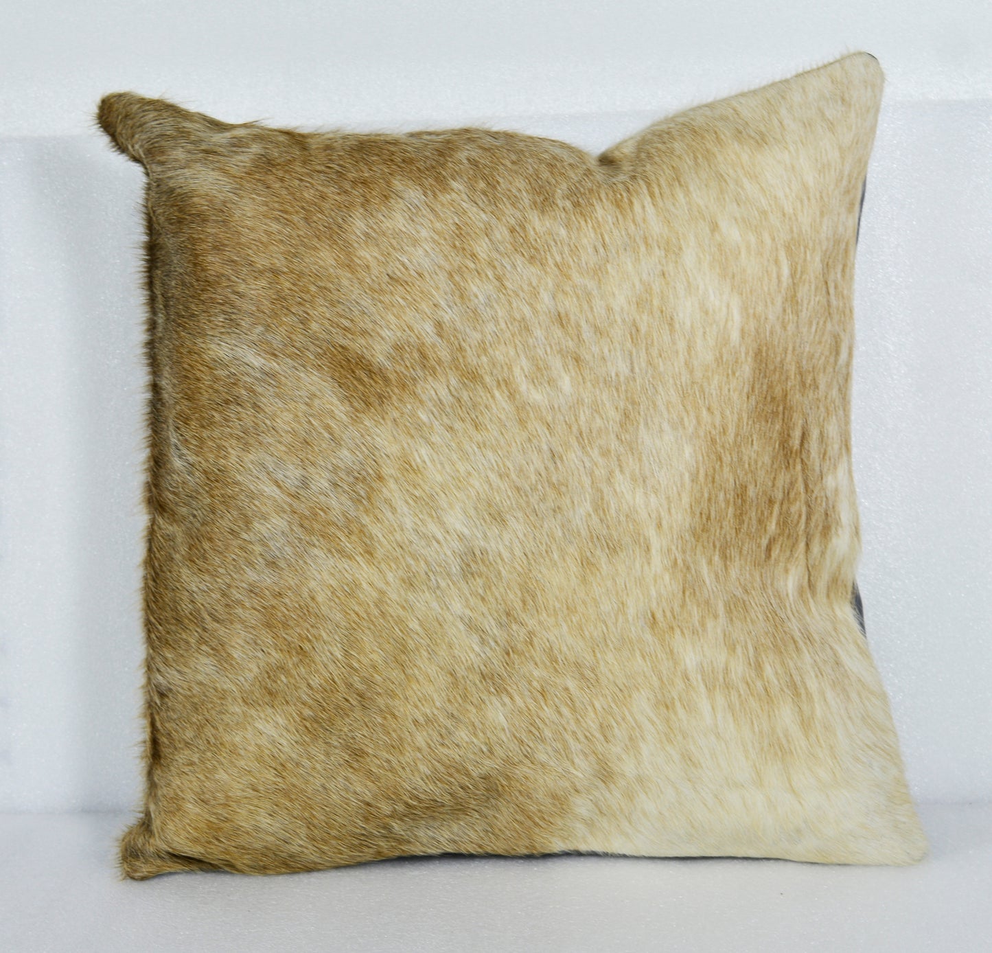 Real original skin Cowhide Pillow Cover, Natural Luxurious Hair Cushion Pillow Covers, Genuine Leather 16 '' x 16 '' Christmas Decor