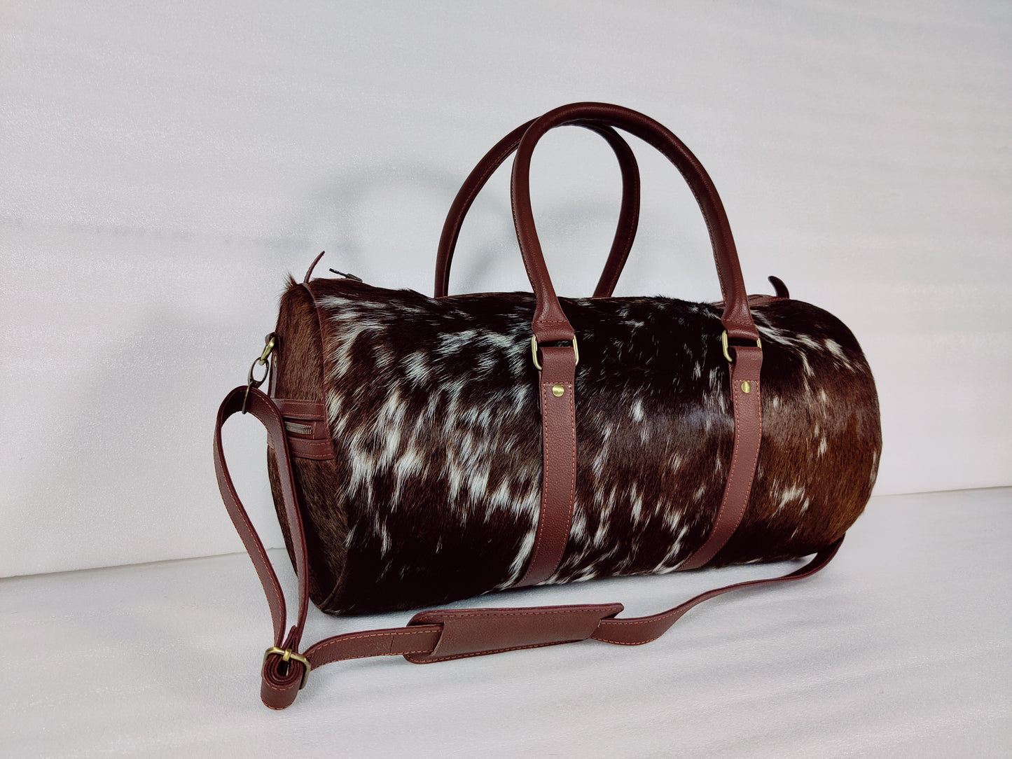 LARGE!! Natural Cowhide Duffel Bag | Hair On Leather TRAVEL Bag | Real Cow hide Luggage Bag | Original Cow Skin Duffel Bag