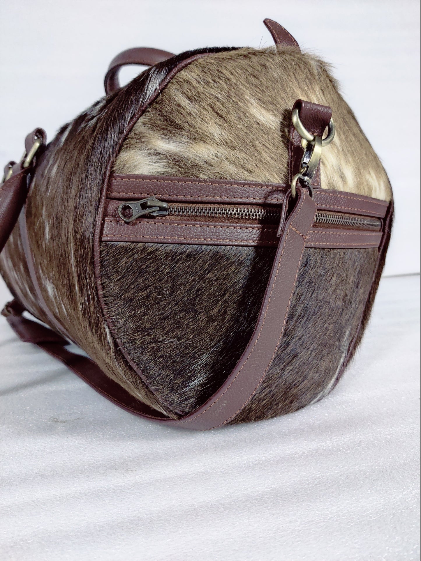 LARGE!! Natural Cowhide Duffel Bag | Hair On Leather TRAVEL Bag | Real Cow hide Luggage Bag | Original Cow Skin Duffel Bag