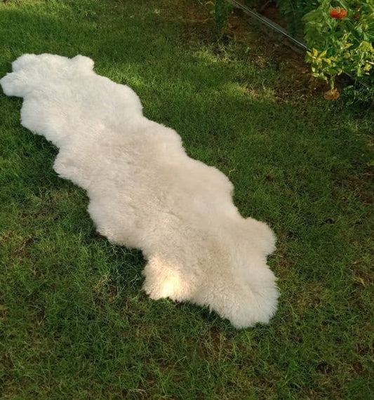 Genuine Real Australian Sheepskin Lambskin Rug Double Pelt Ivory White Sheepskin throw Soft and Silky Rug Large Sheepskin Rug Fur 2 Pelts