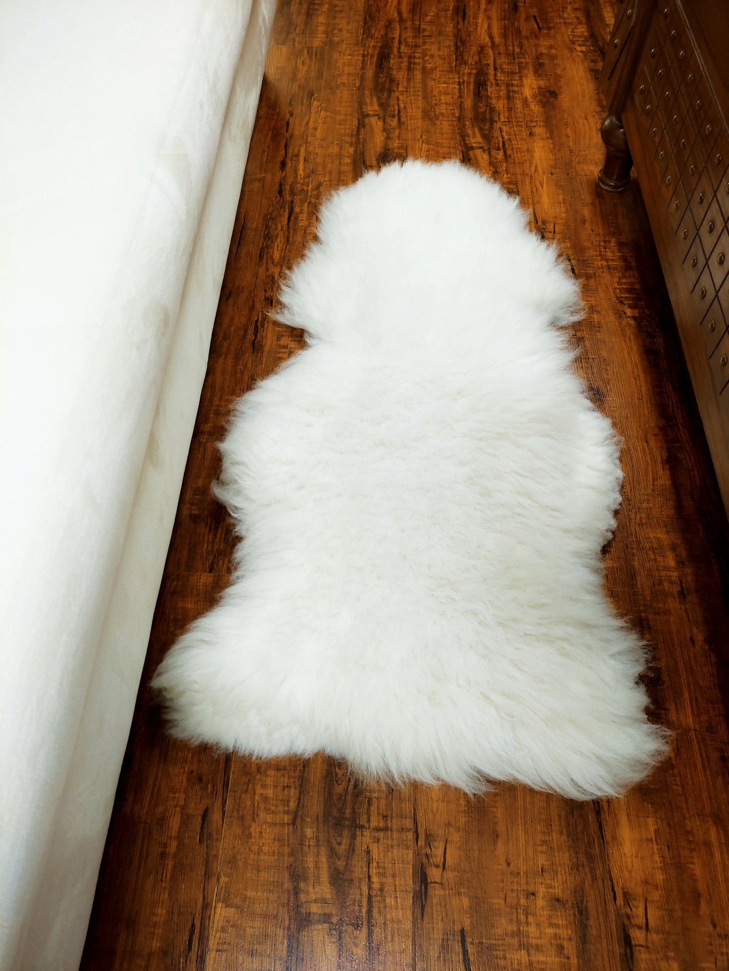 Genuine Sheepskin Rug Ivory White Sheepskin Rug Single Pelt Wool Fur Throw Floor Rug 2ft x 3ft Australian Sheepskin rug | Soft Floor Matt