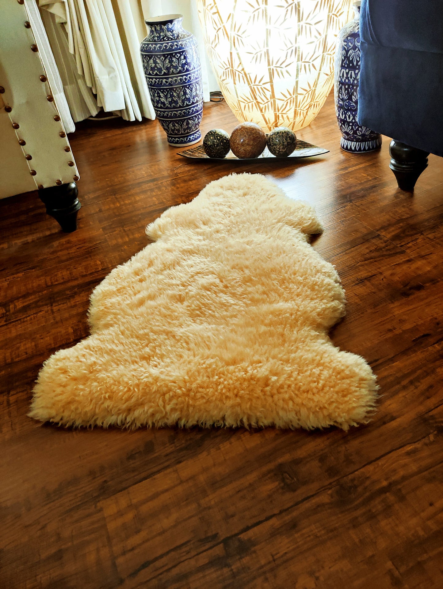 Genuine Baby Sheepskin Rug Champagne  Sheepskin Single Pelt Wool Fur Throw Floor Rug 2.5ft x 1.5ft Australian Sheepskin rug Soft Floor Matt