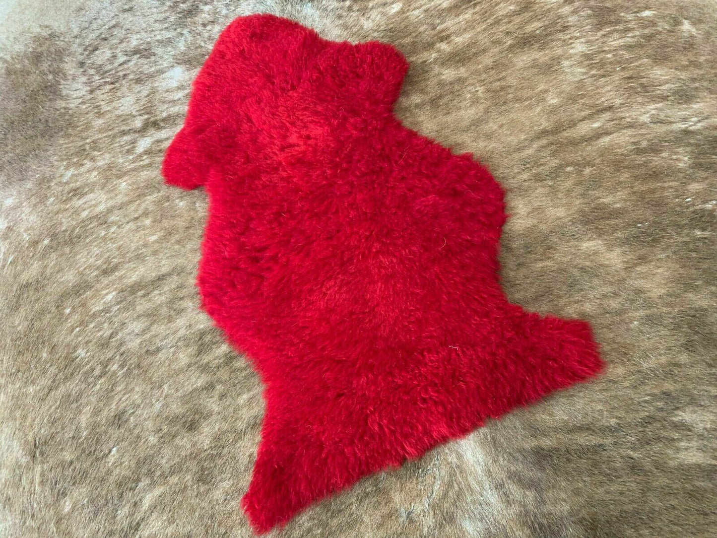 Genuine Real Australian Sheepskin Lambskin Rug Sheepskin throw Chair Cover Soft & Silky Rug Single Wool Fur Floor Rug Red Single Pelt 2x3